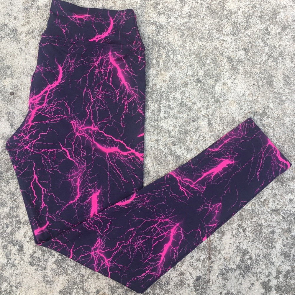 Lightning-Patterned Athletic Leggings